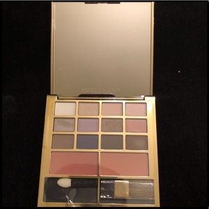 💕Estee Lauder💕 eyeshadow and blush palette!